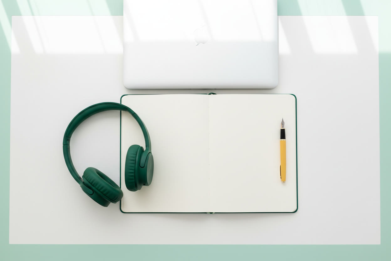 Live Chat Jobs vs Paid Online Writing Jobs